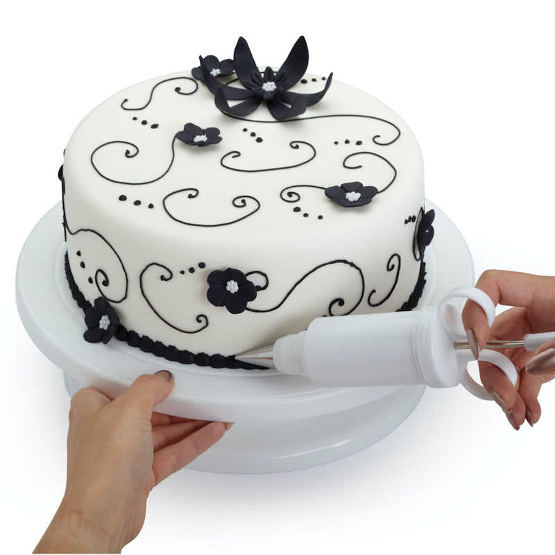 Sweetly Does It Revolving Cake Decorating Turntable
