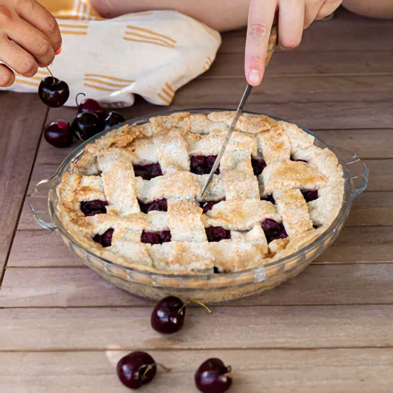 Pyrex 21cm Cake/Pie Dish with Handles