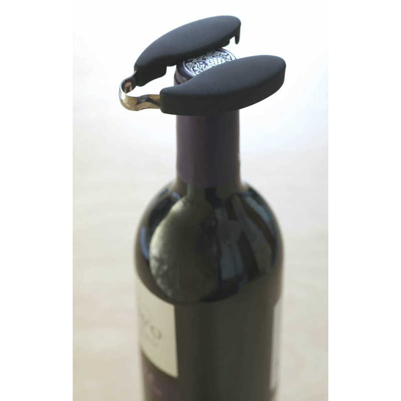 BarCraft Deluxe Twist Action Foil Cutter on bottle
