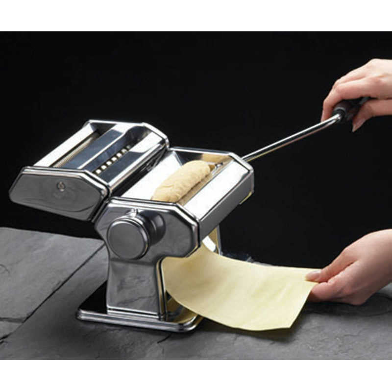 KitchenCraft World of Flavours Italian Deluxe Double Cutter Pasta Machine in use